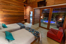 Load image into Gallery viewer, Yoga Adventure Retreat Honduras